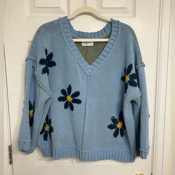 Carly Jean Los Angeles Sweaters - Carly Jean Los Angeles Blue V-Neck Sweater with Floral Design